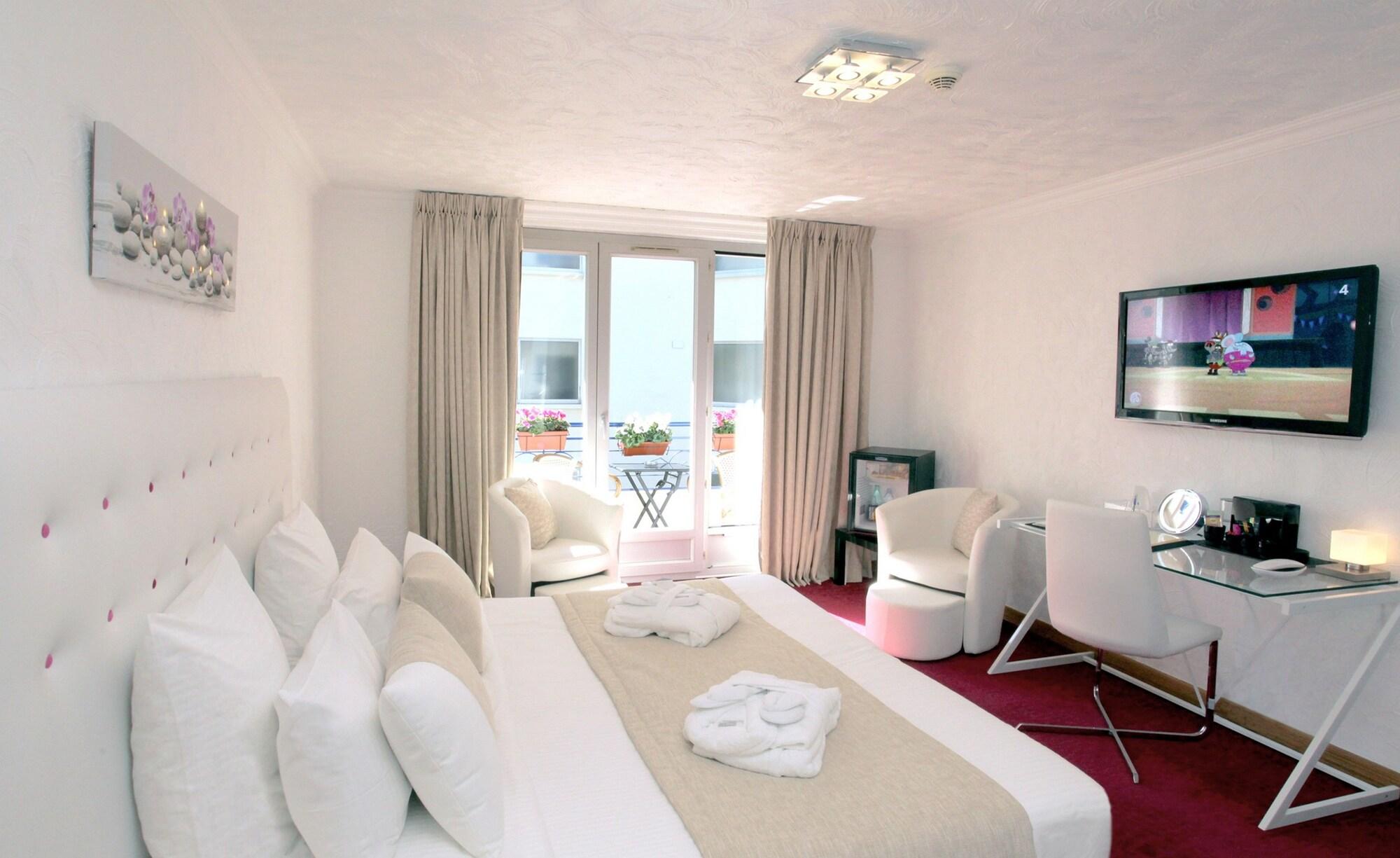 Hotel Palm Beach Cannes Exterior foto