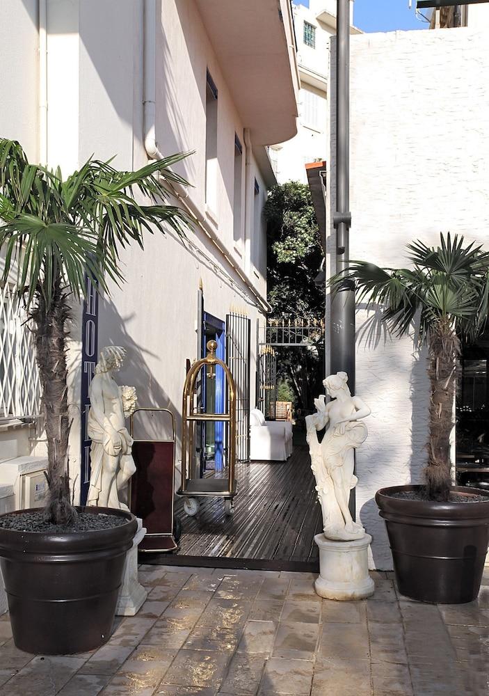 Hotel Palm Beach Cannes Exterior foto
